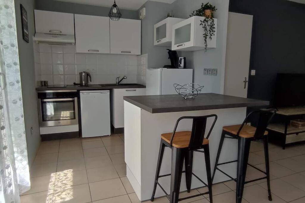 אלברטוויל Superbe Appartement En Residence Avec Piscine. מראה חיצוני תמונה